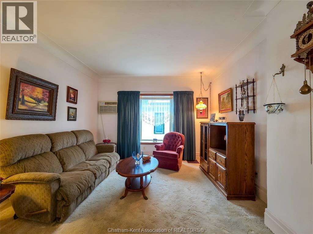 34 PARK AVENUE WEST - 7