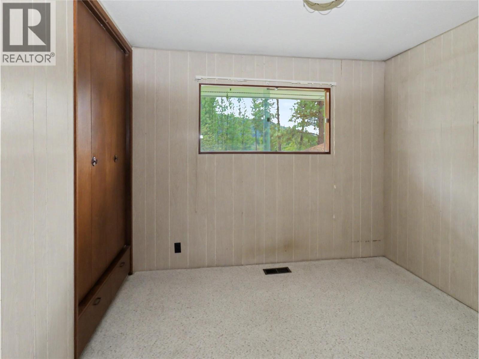 2990 68th Avenue - 13