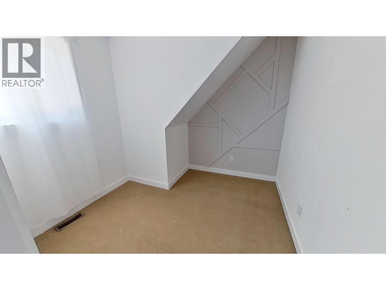 11319 93 STREET - 22