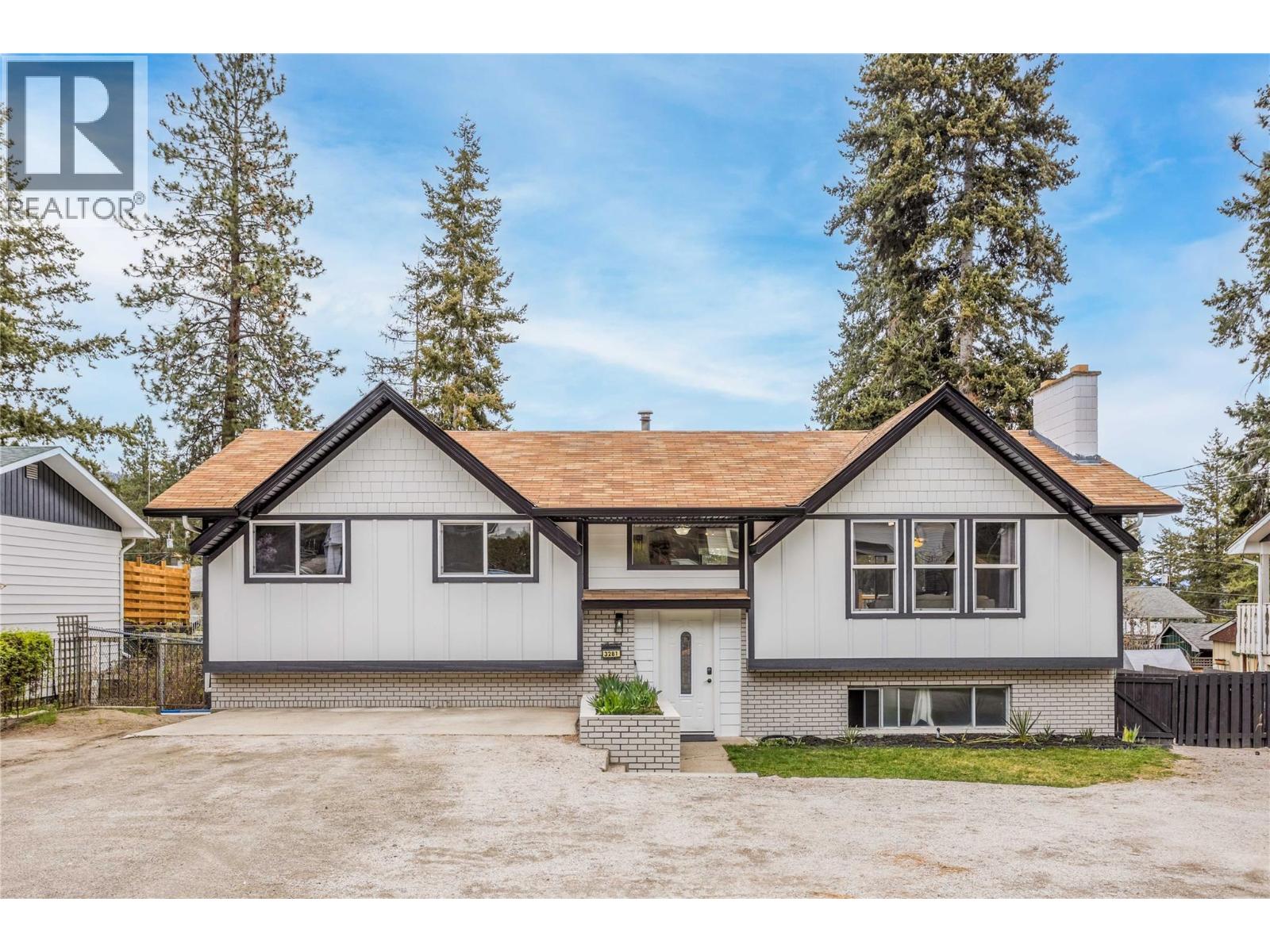 3281 McIver Road, West Kelowna