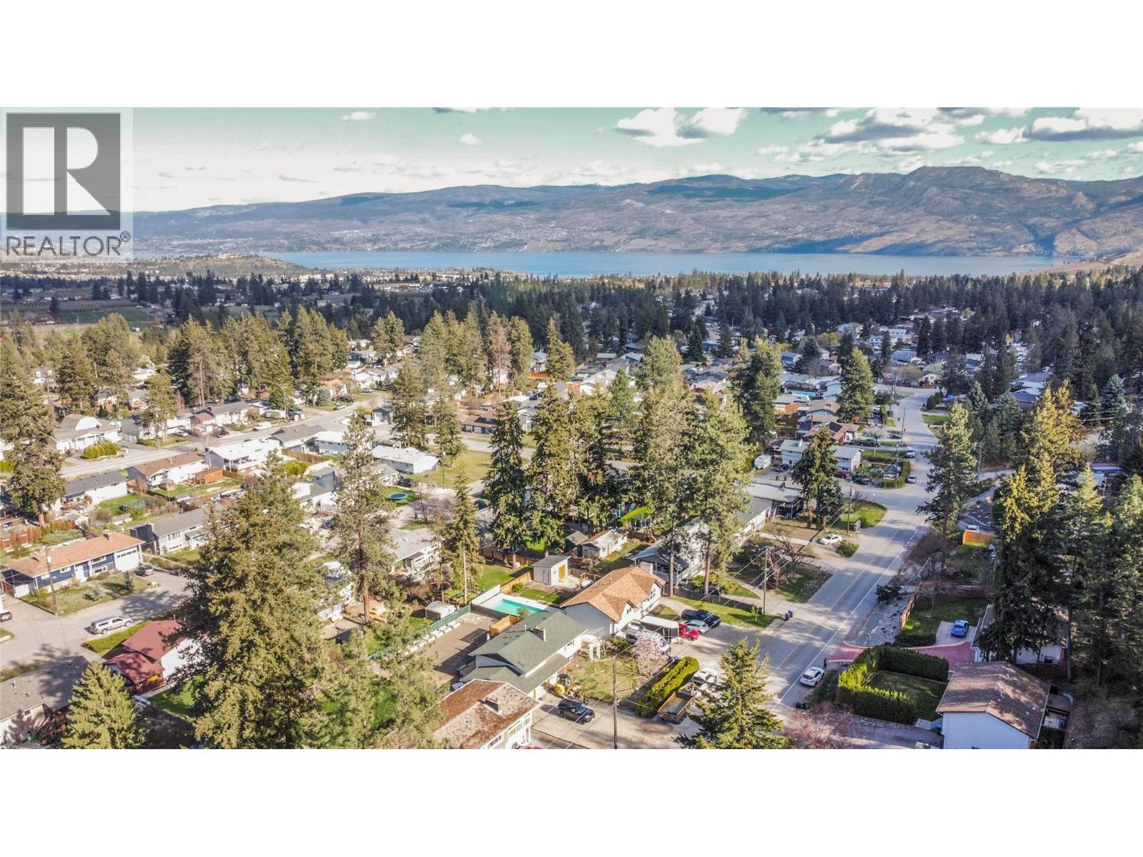 3281 McIver Road, West Kelowna