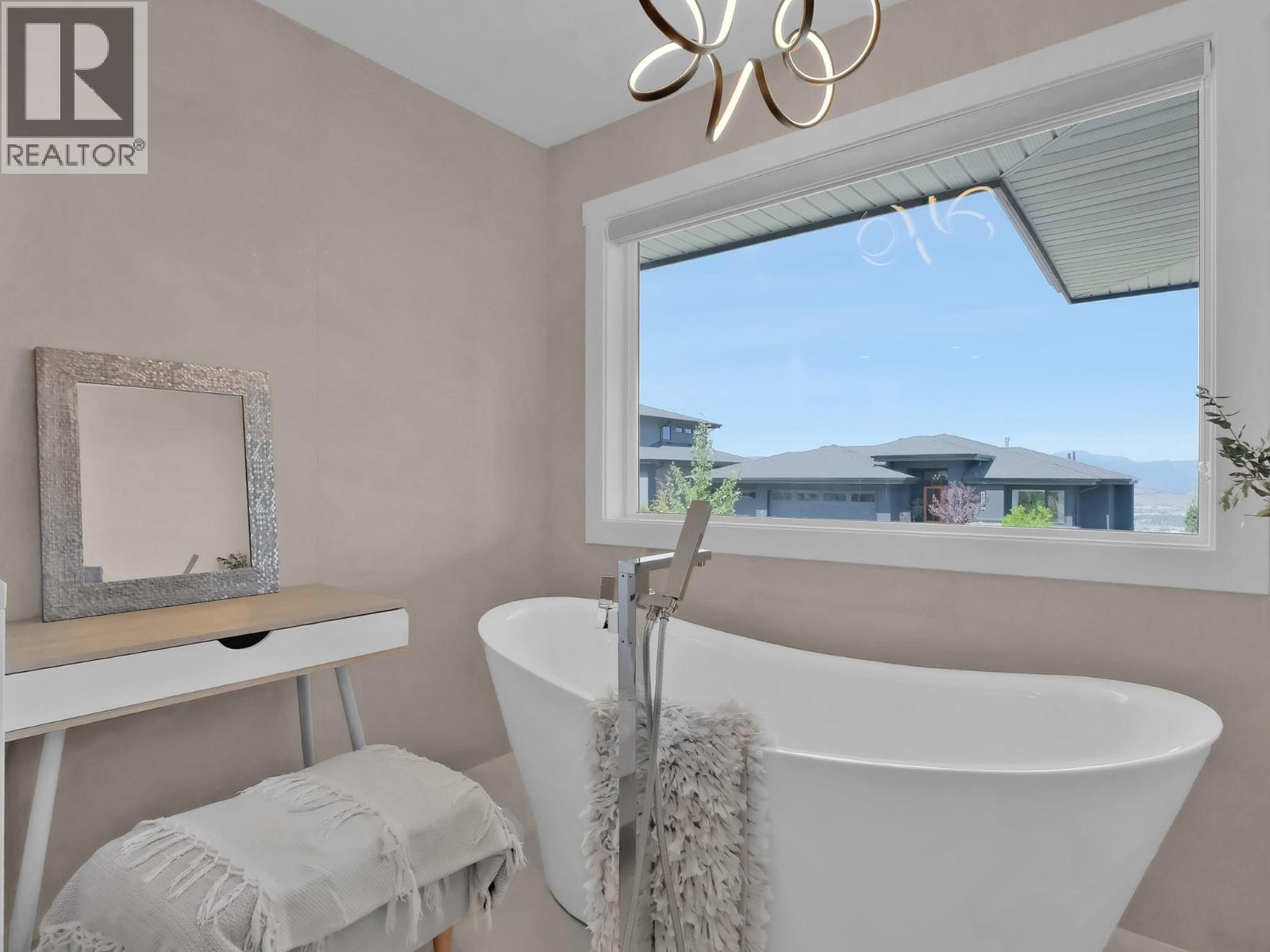 550 Barra Lane, Kelowna