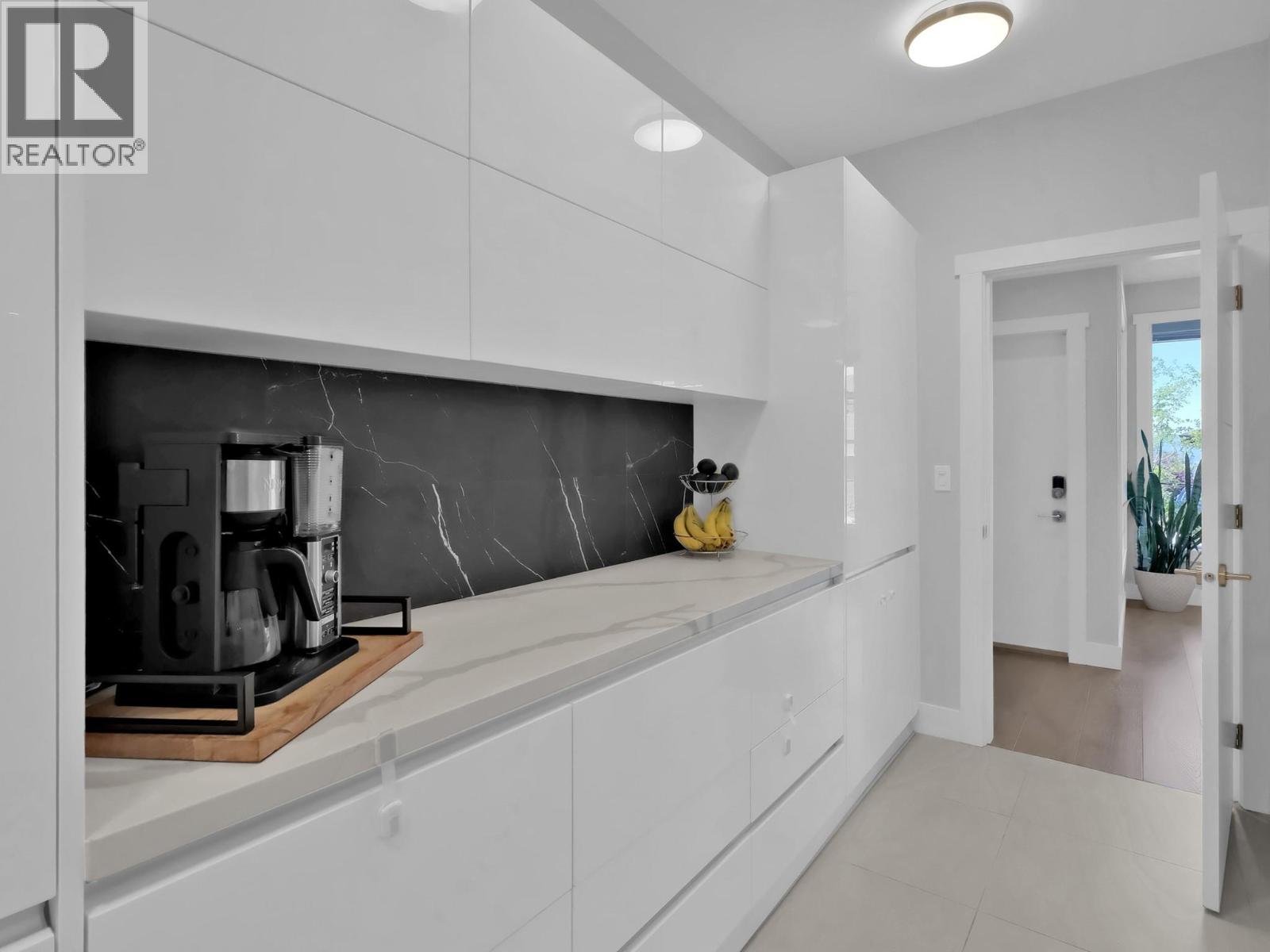 550 Barra Lane, Kelowna