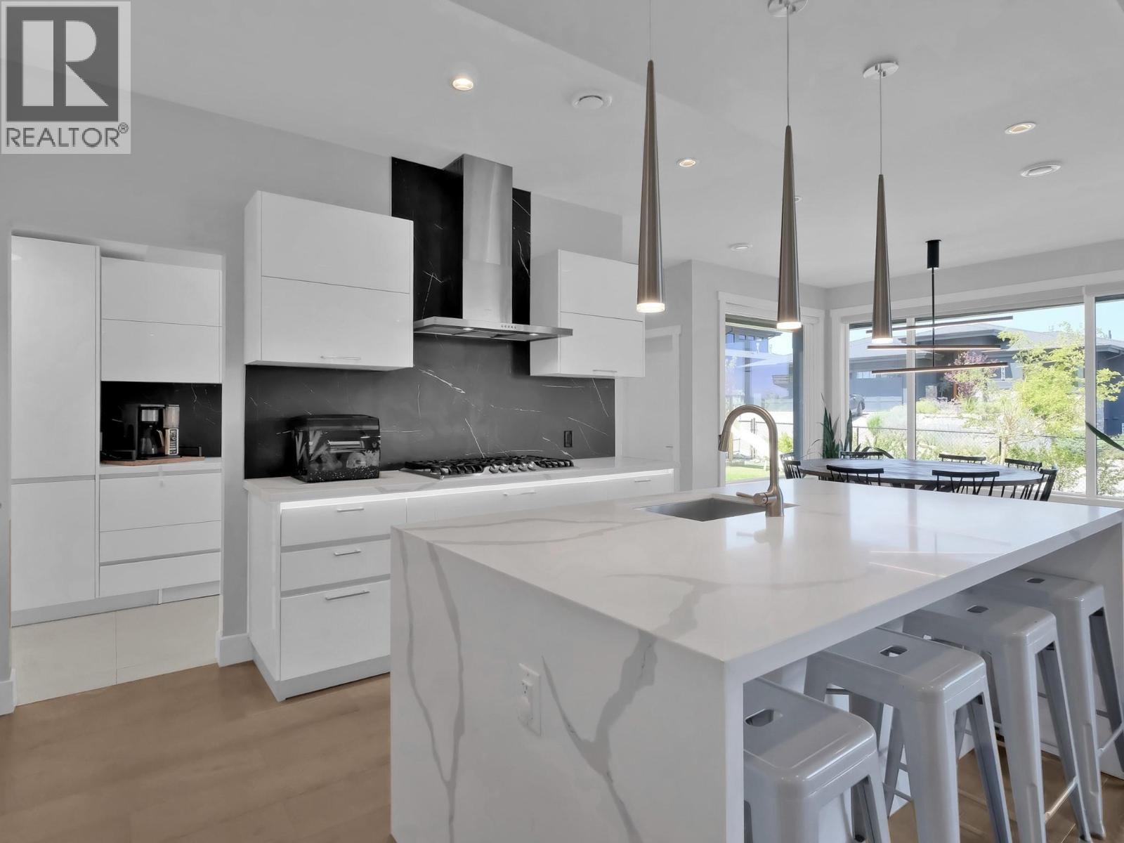 550 Barra Lane, Kelowna