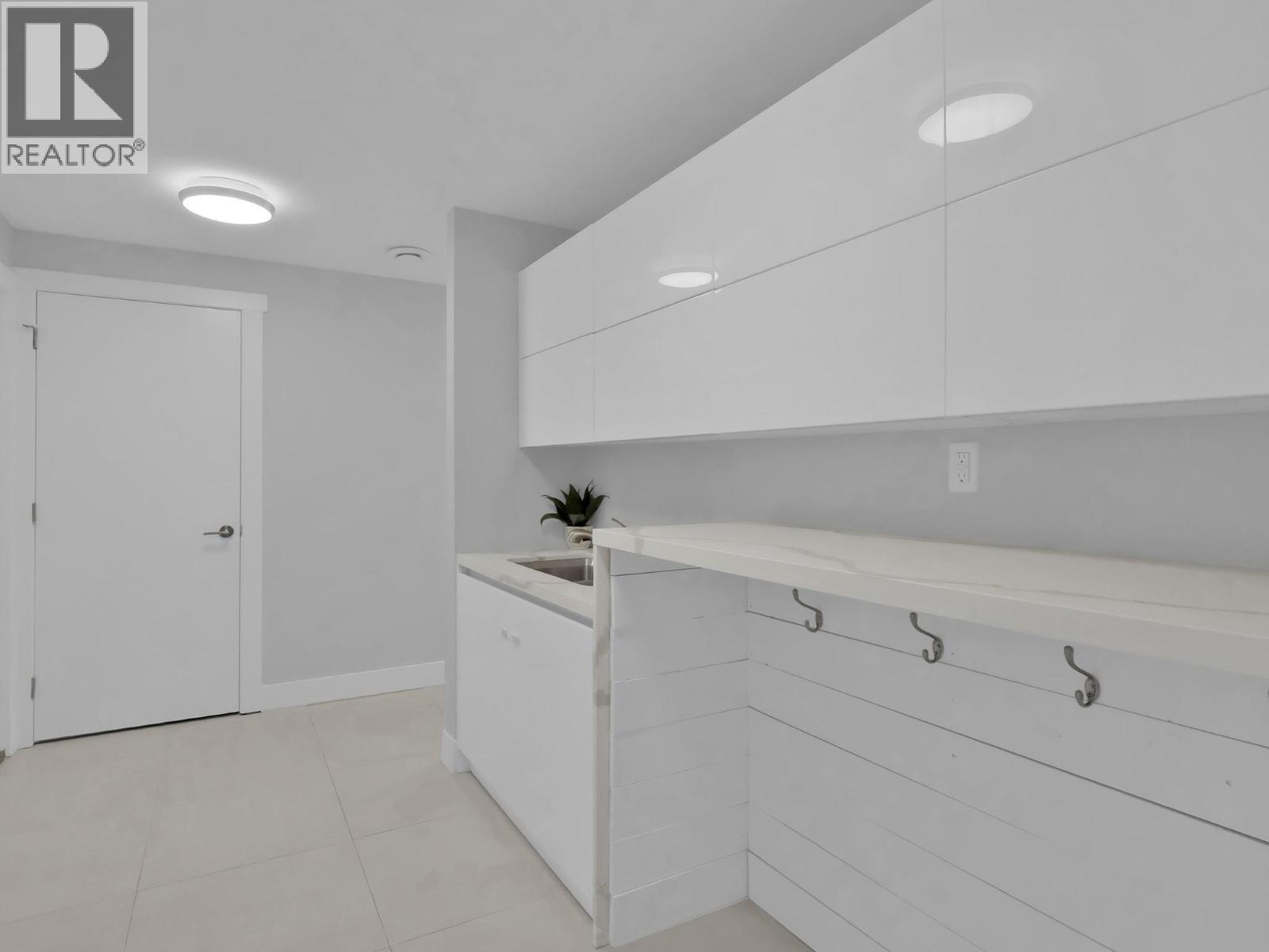 550 Barra Lane, Kelowna