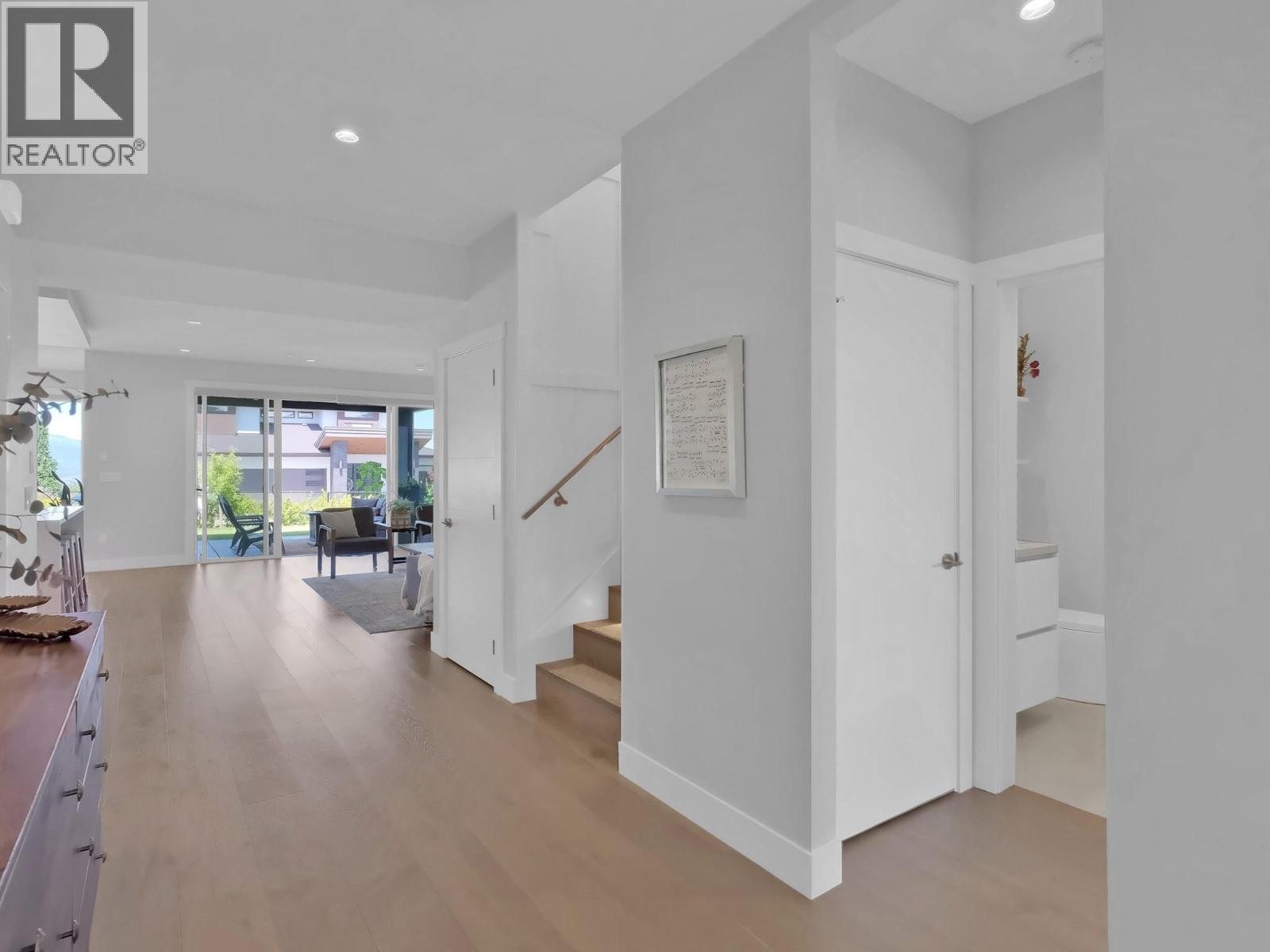 550 Barra Lane, Kelowna