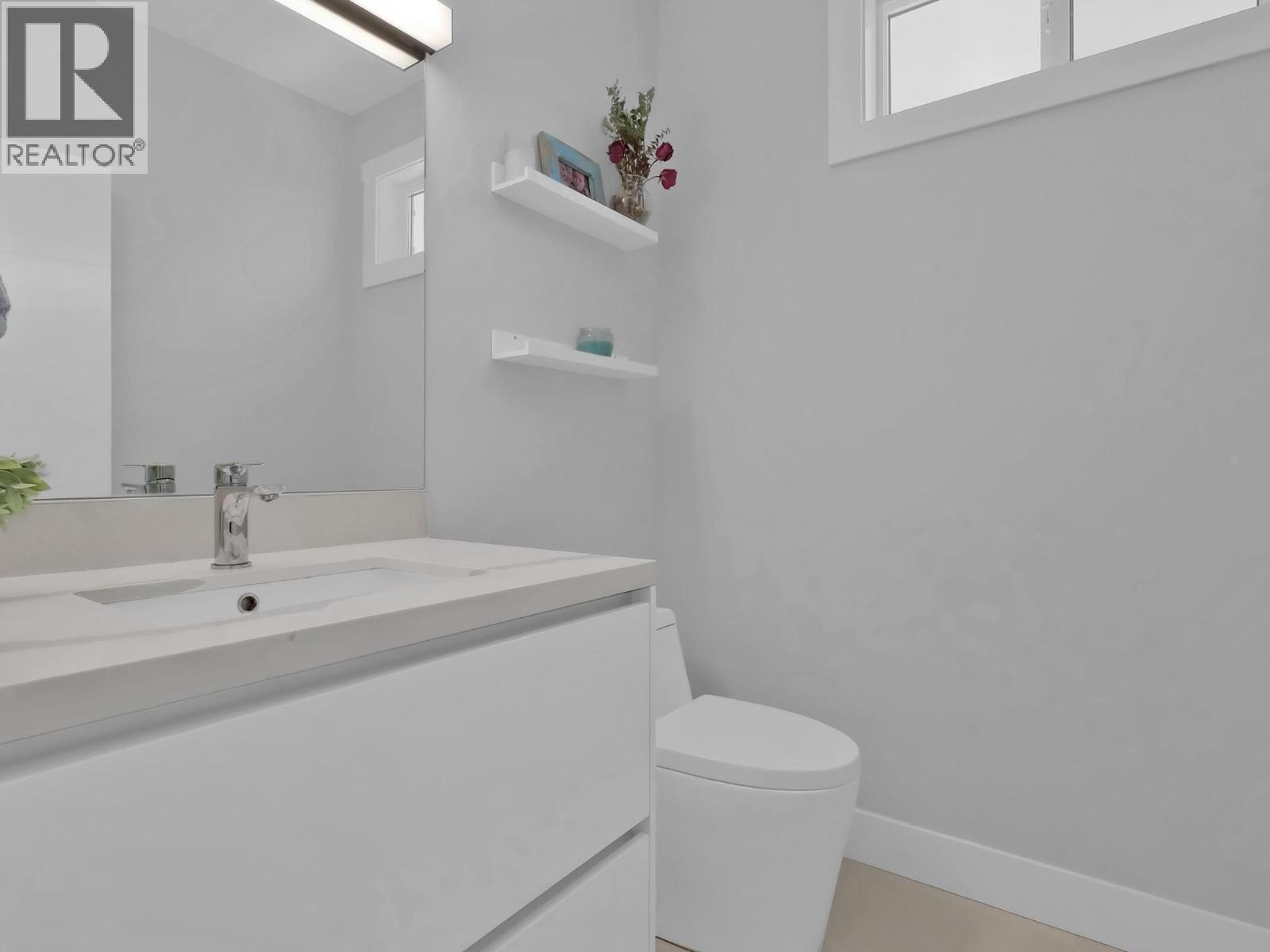 550 Barra Lane, Kelowna