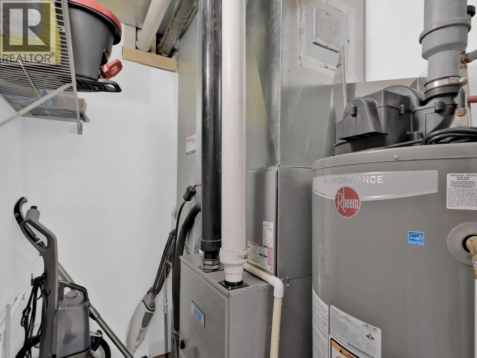 550 Barra Lane, Kelowna