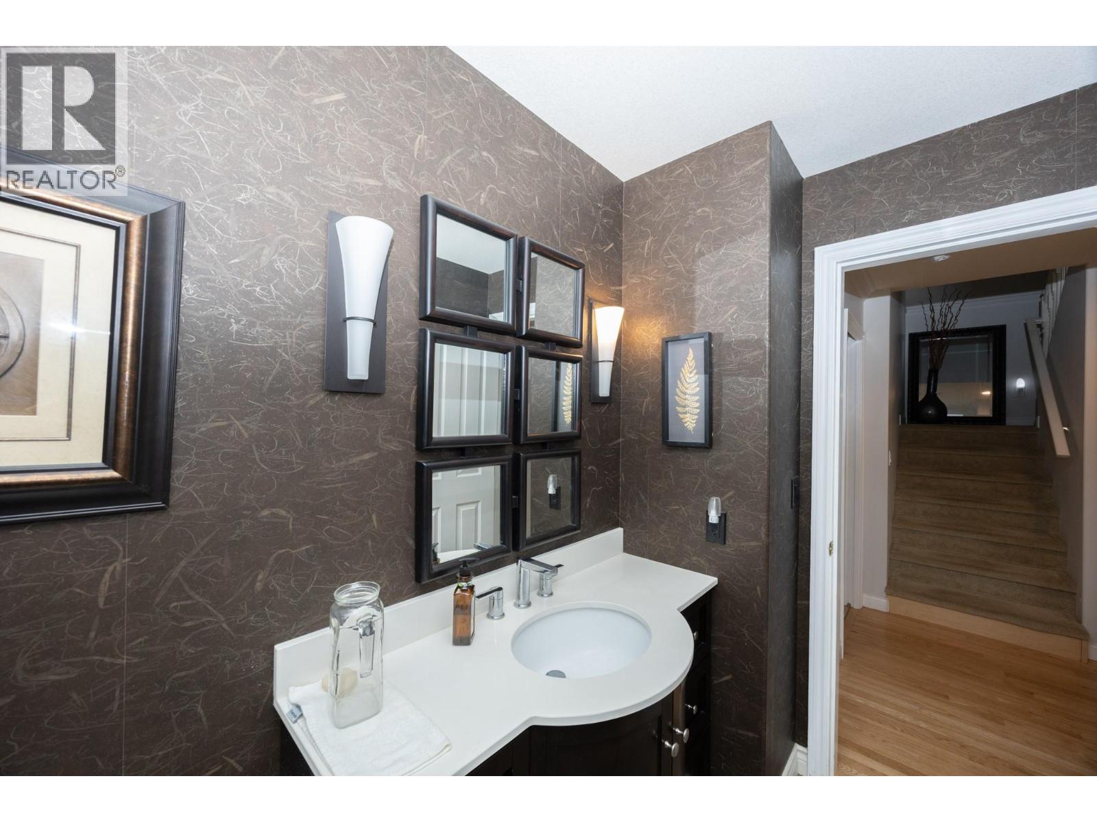 1563 Homestead Court, Kelowna