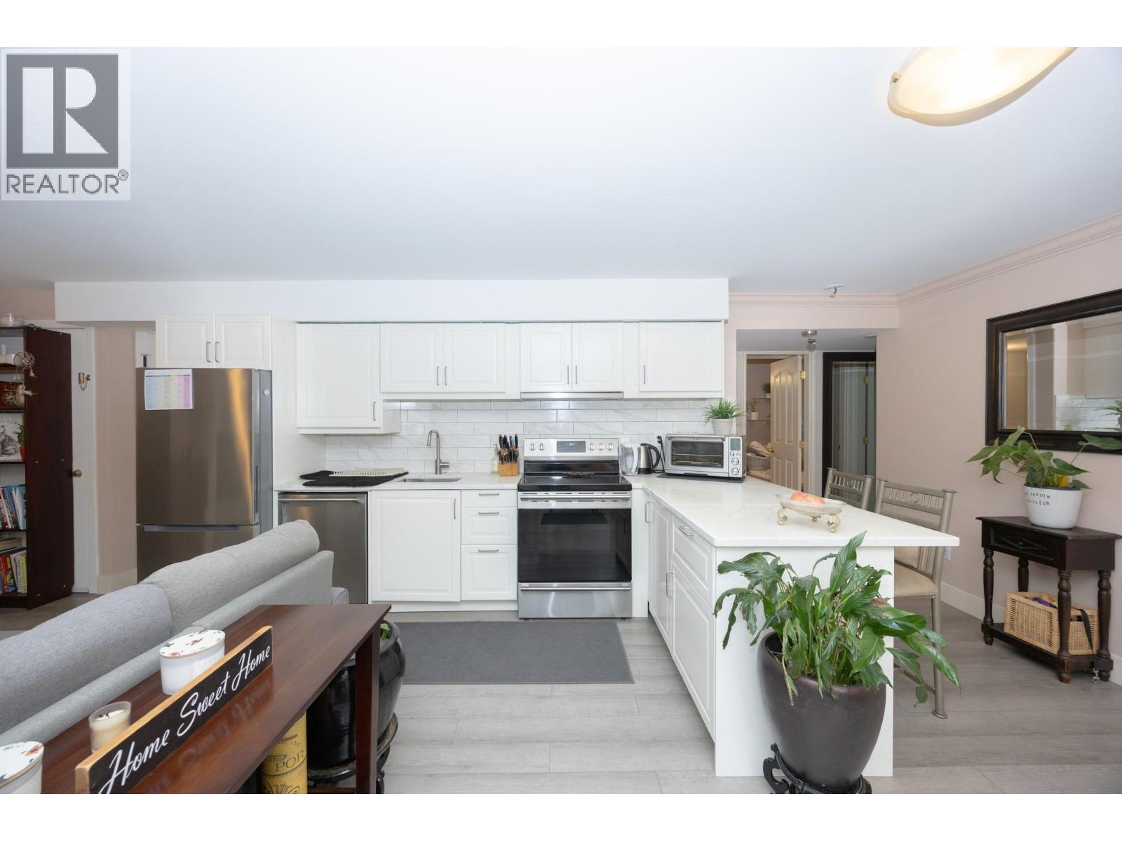 1563 Homestead Court, Kelowna