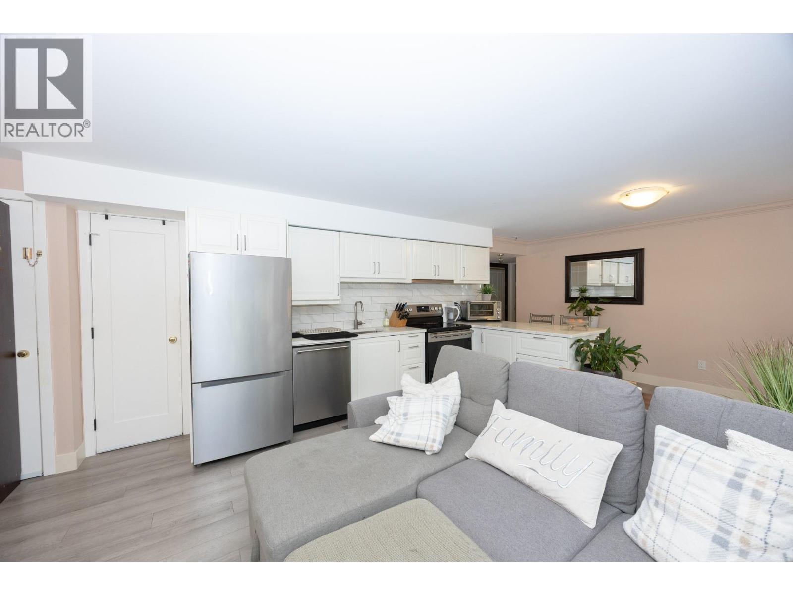 1563 Homestead Court, Kelowna