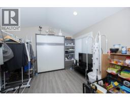 2pc Bathroom - 1563 Homestead Court, Kelowna, BC V1V2N8 Photo 16