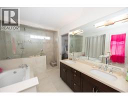1563 Homestead Court, Kelowna, BC V1V2N8 Photo 24
