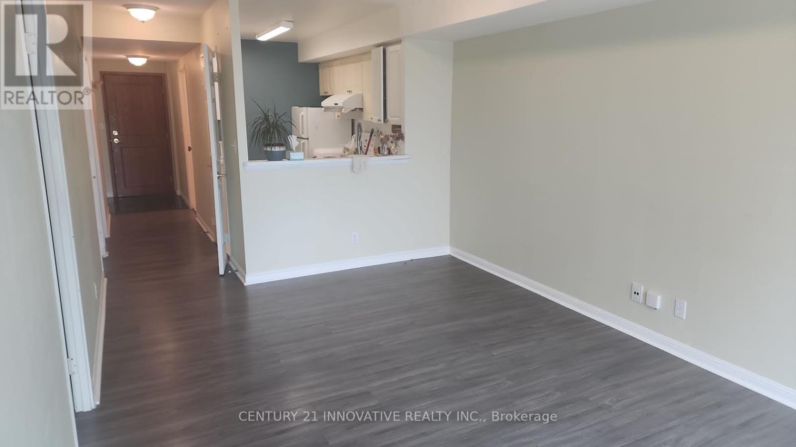 1705 - 18 LEE CENTRE DRIVE