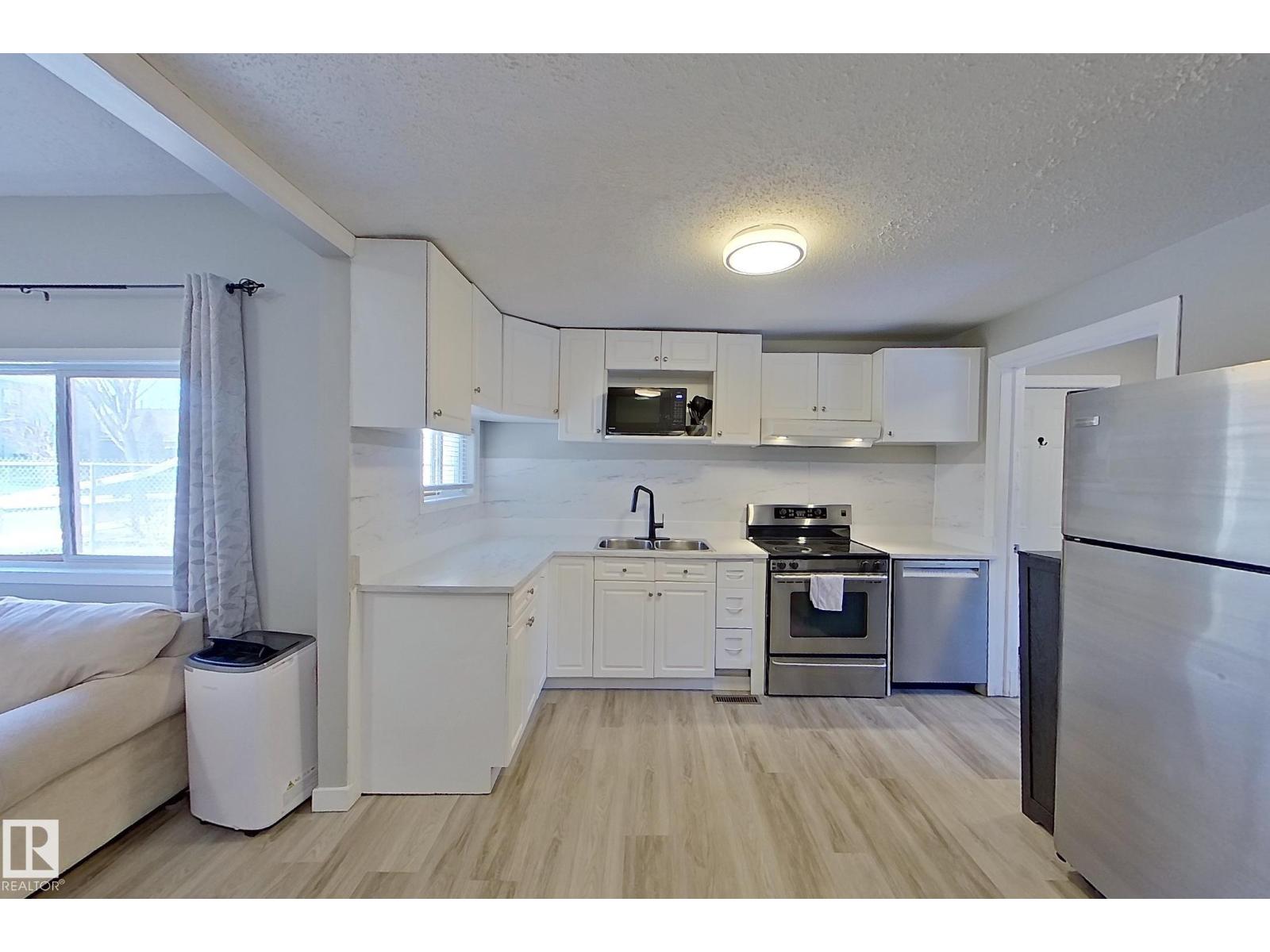 9328 106A AV NW, Edmonton