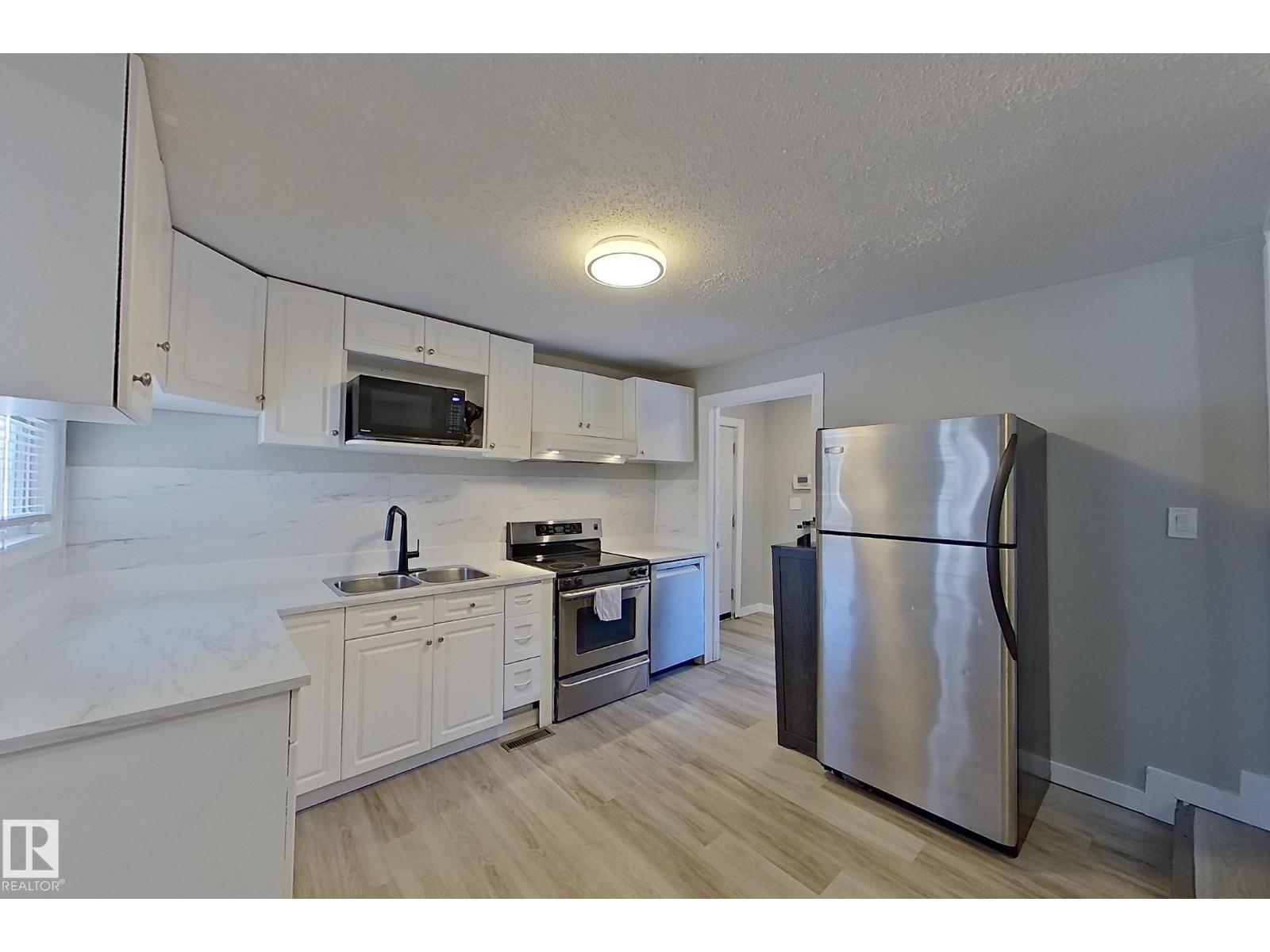 9328 106A AV NW, Edmonton