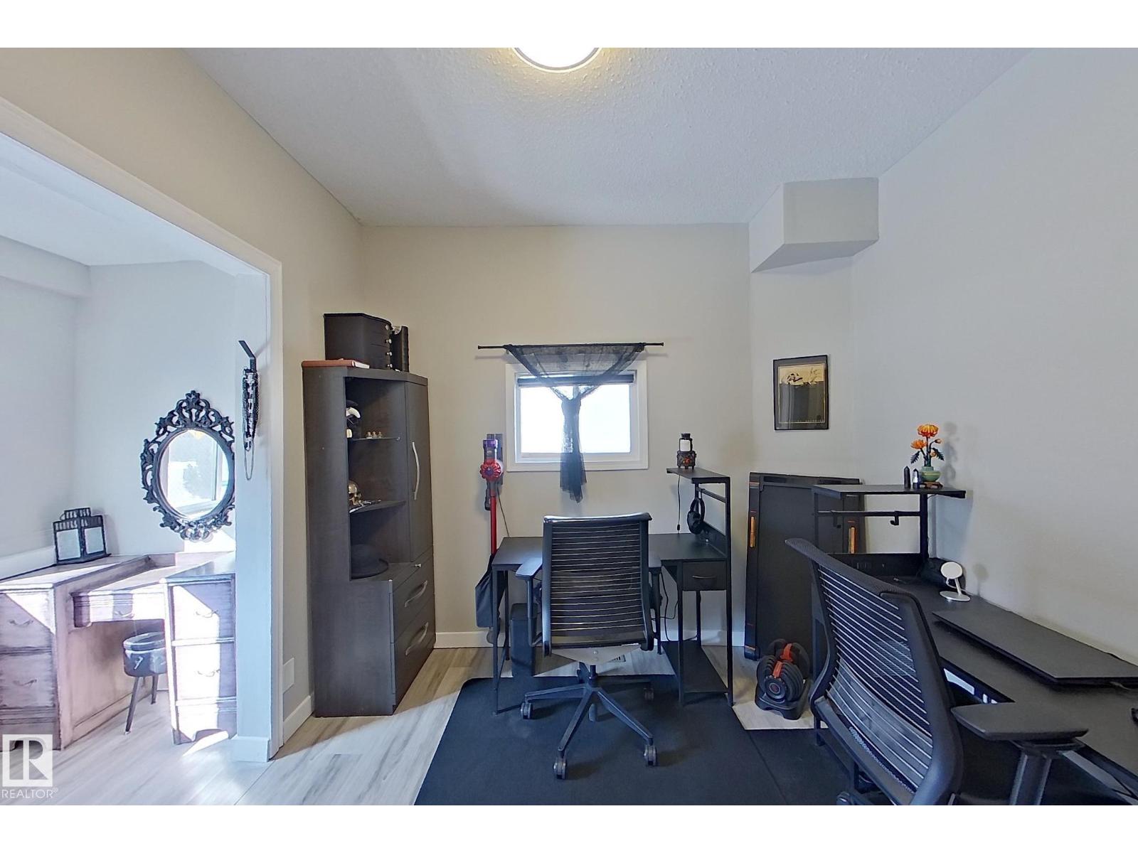 9328 106A AV NW, Edmonton