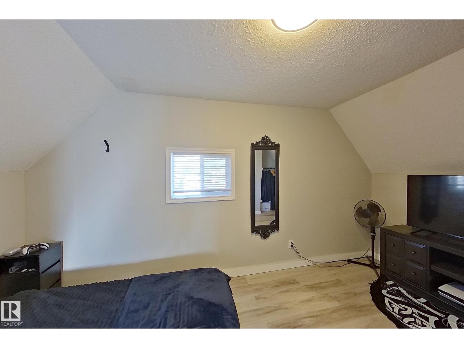 9328 106A AV NW, Edmonton