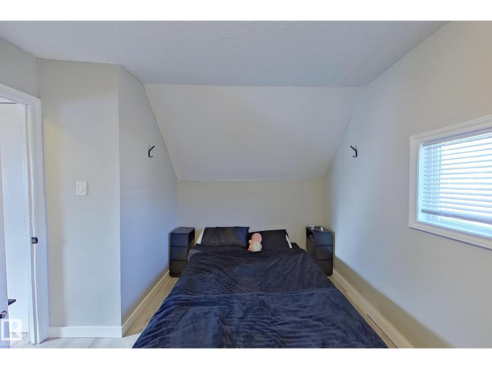 9328 106A AV NW, Edmonton