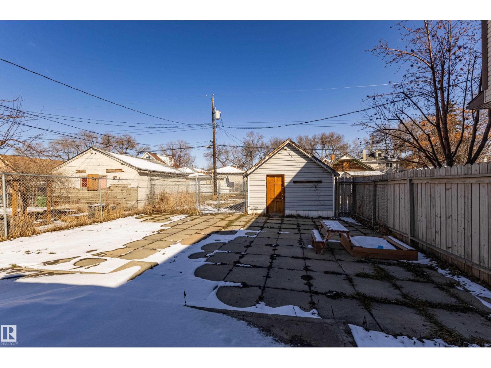 9328 106A AV NW, Edmonton