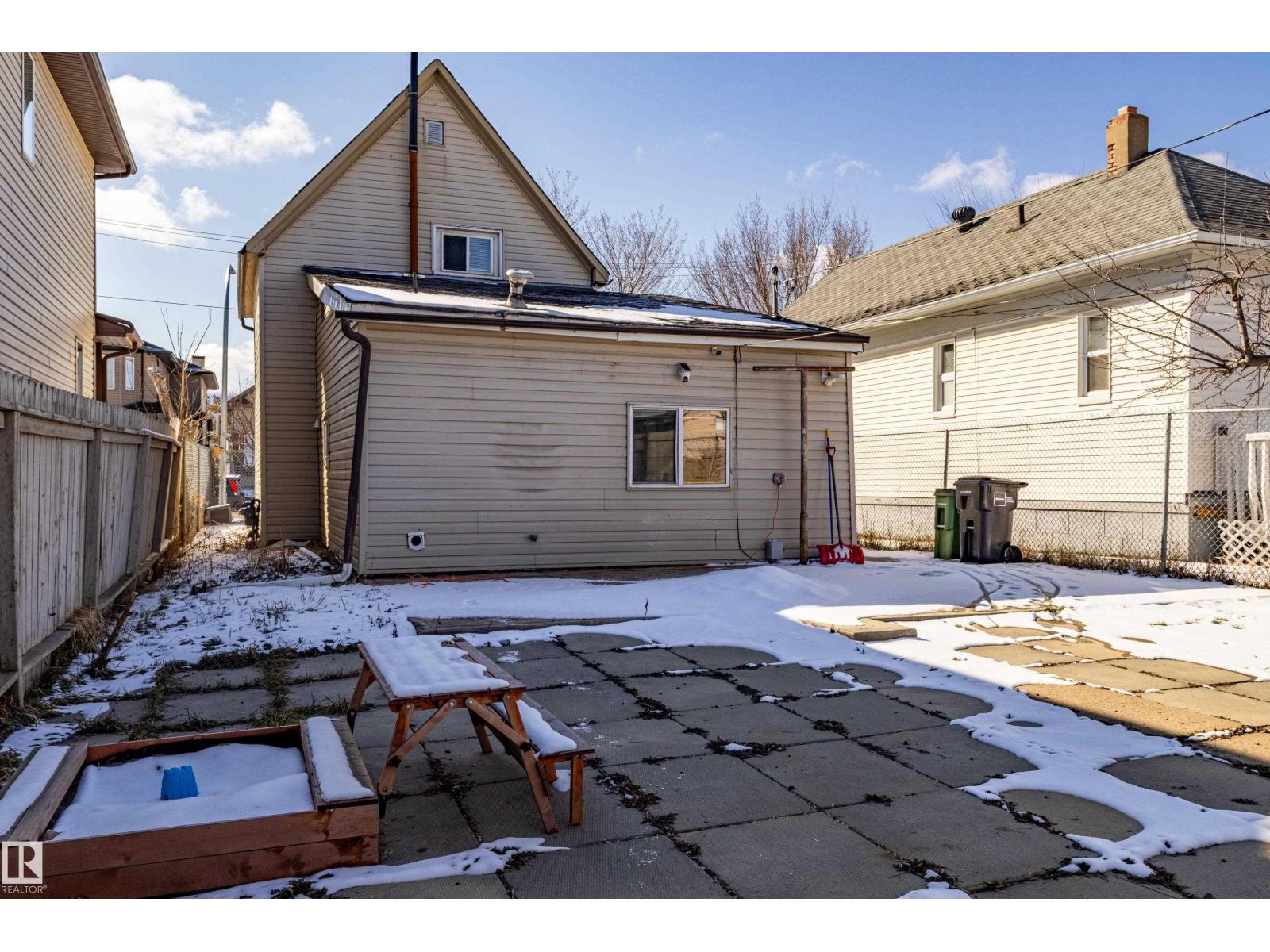 9328 106A AV NW, Edmonton