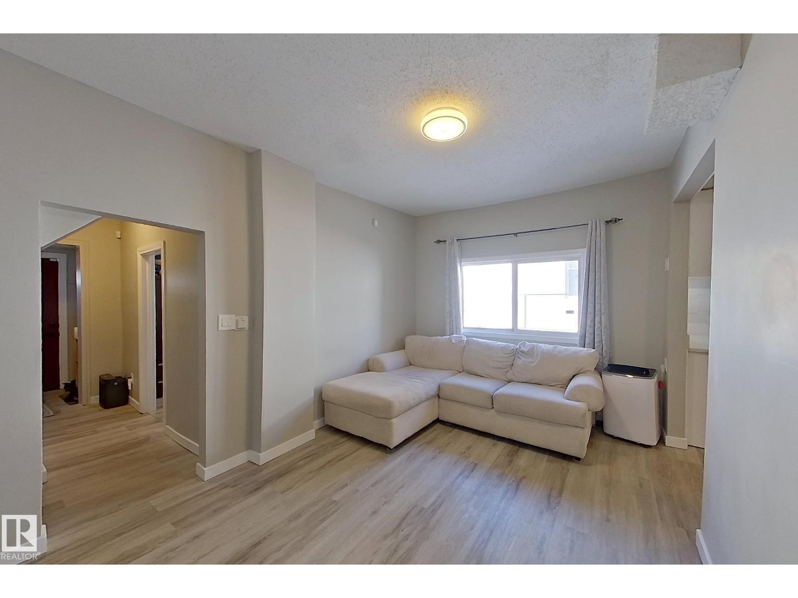 9328 106A AV NW, Edmonton