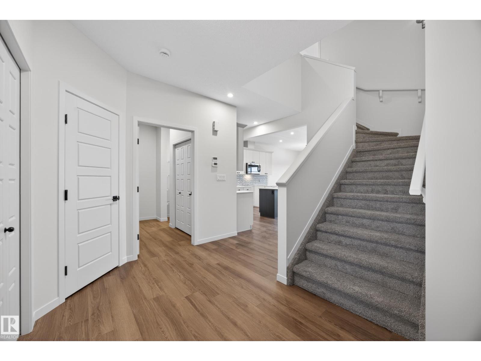 284 Lodge Pole PL, Leduc