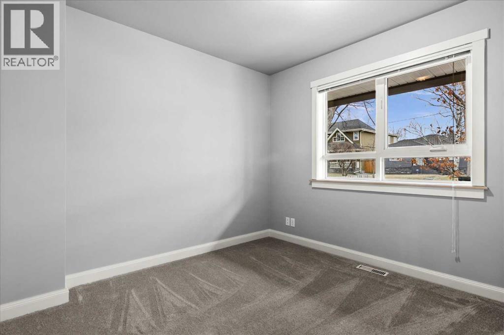 Single Family House for Sale in   Avenue NW Mount Pleasant Calgary 