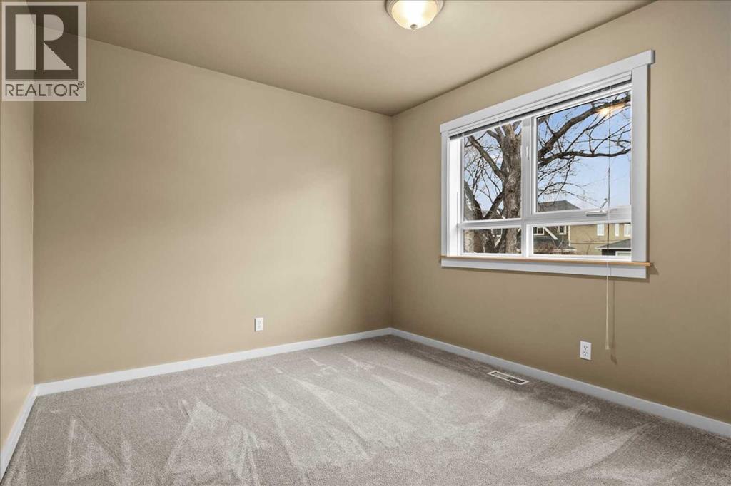 Single Family House for Sale in   Avenue NW Mount Pleasant Calgary 