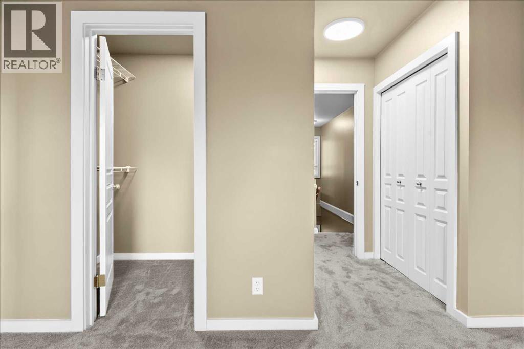 Single Family House for Sale in   Avenue NW Mount Pleasant Calgary 