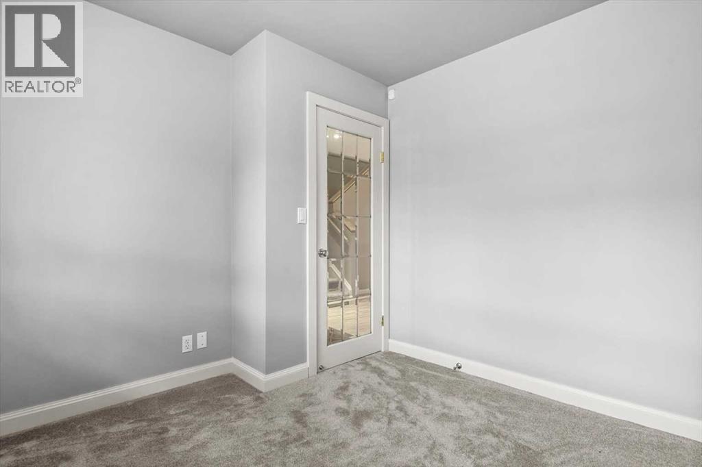 Single Family House for Sale in   Avenue NW Mount Pleasant Calgary 