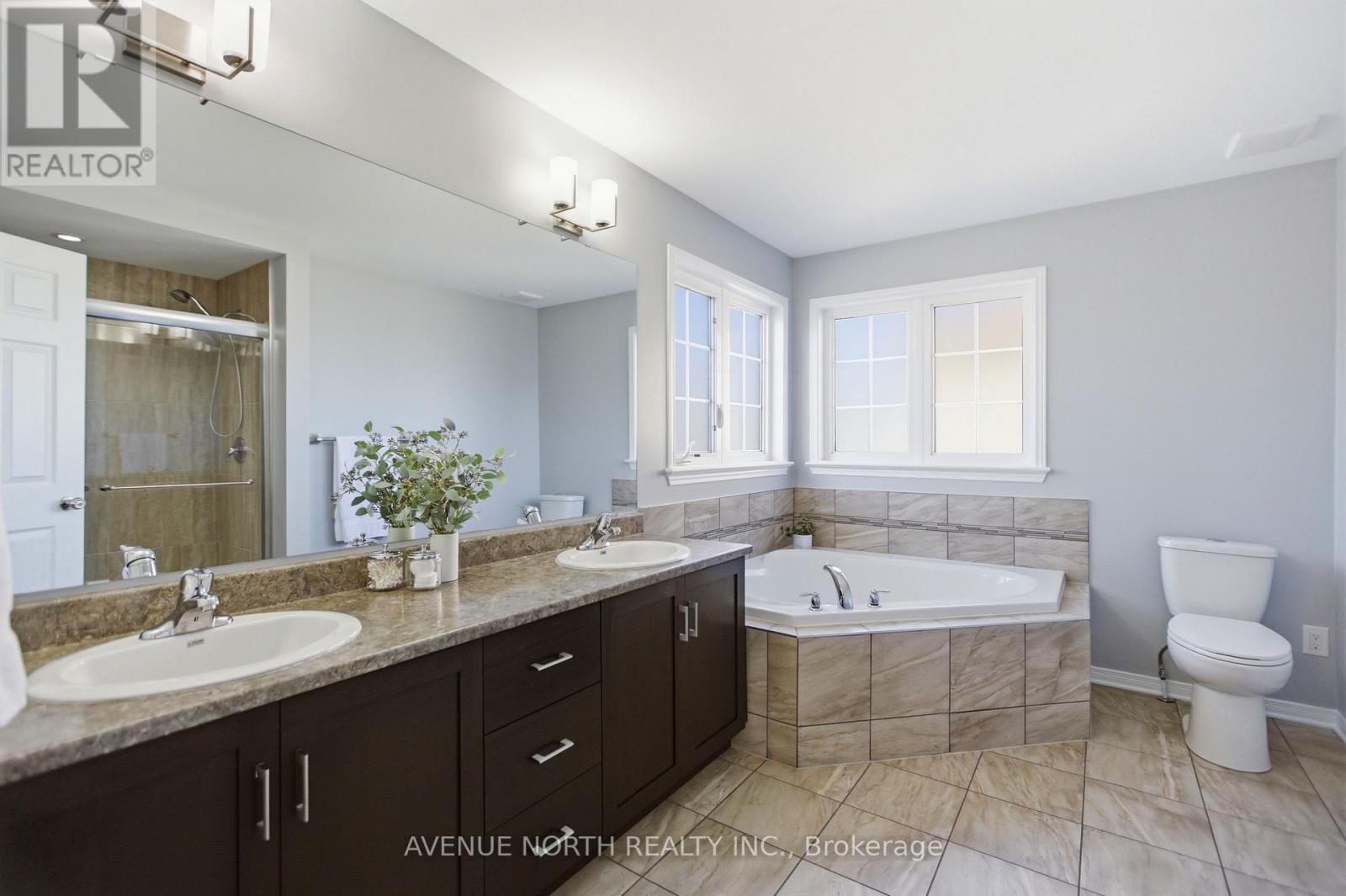 5 piece ensuite bathroom
