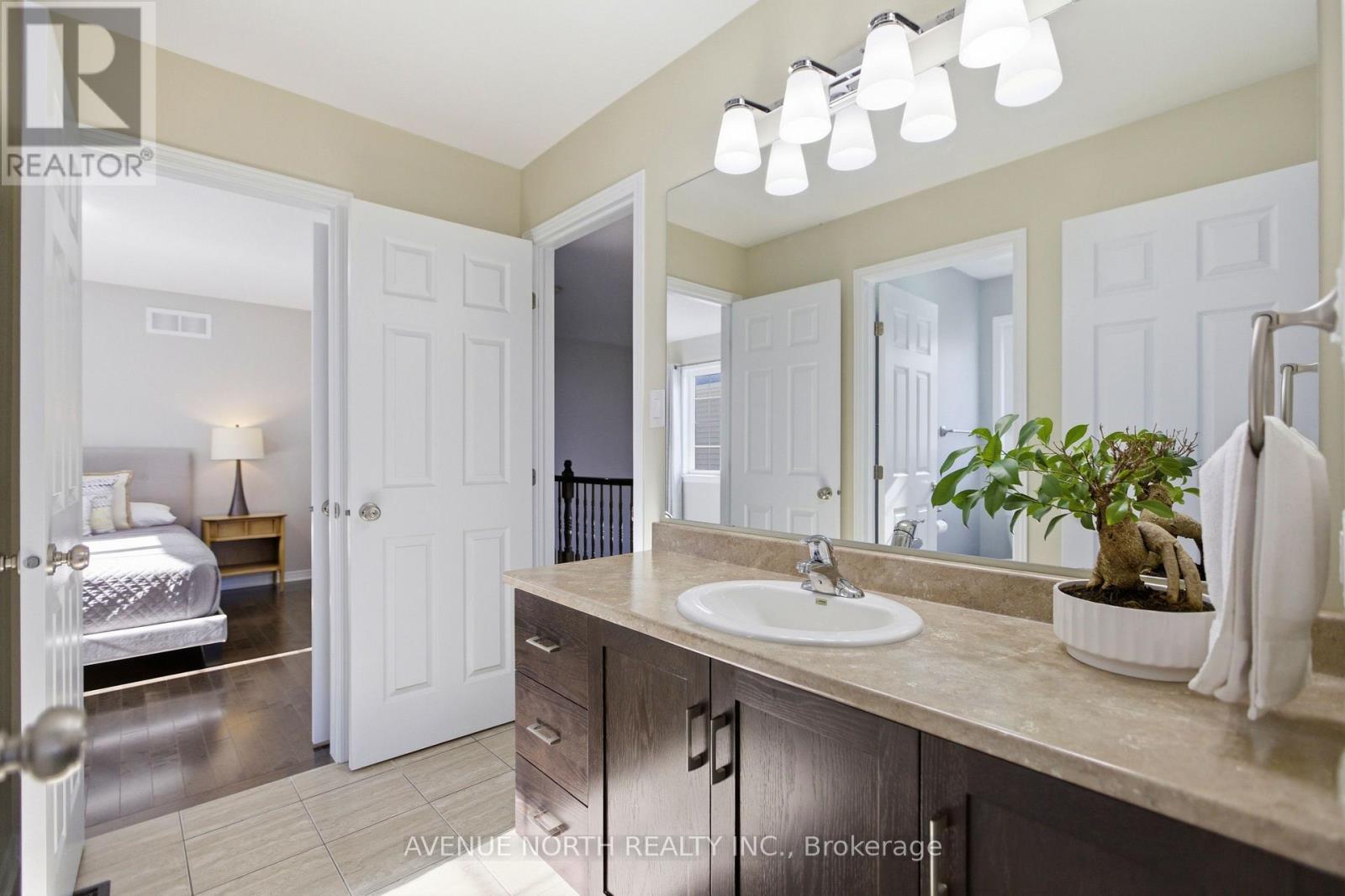 514 PINAWA CIRCLE — photo 30