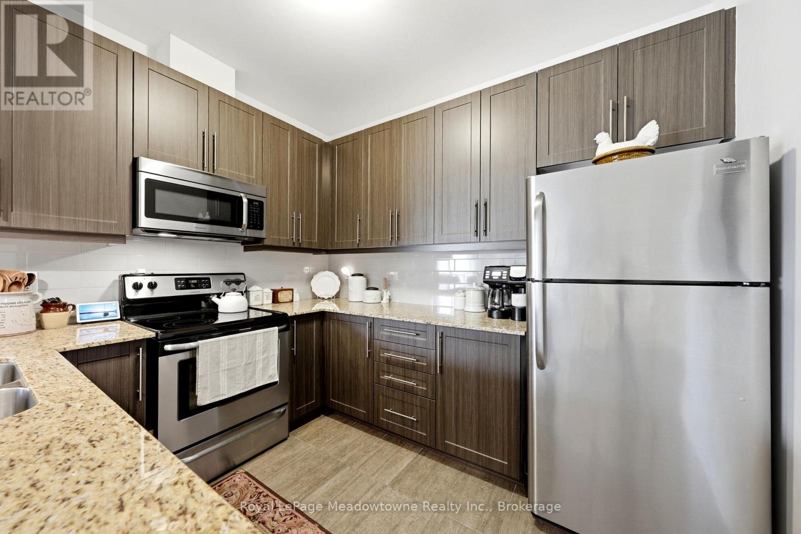 #109 33 WHITMER STREET - 15