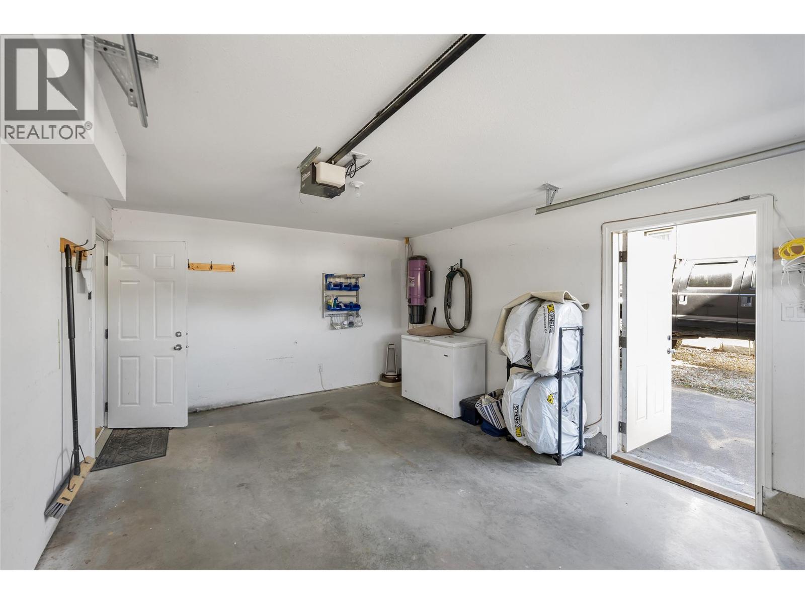 3343 Becker Street - 22