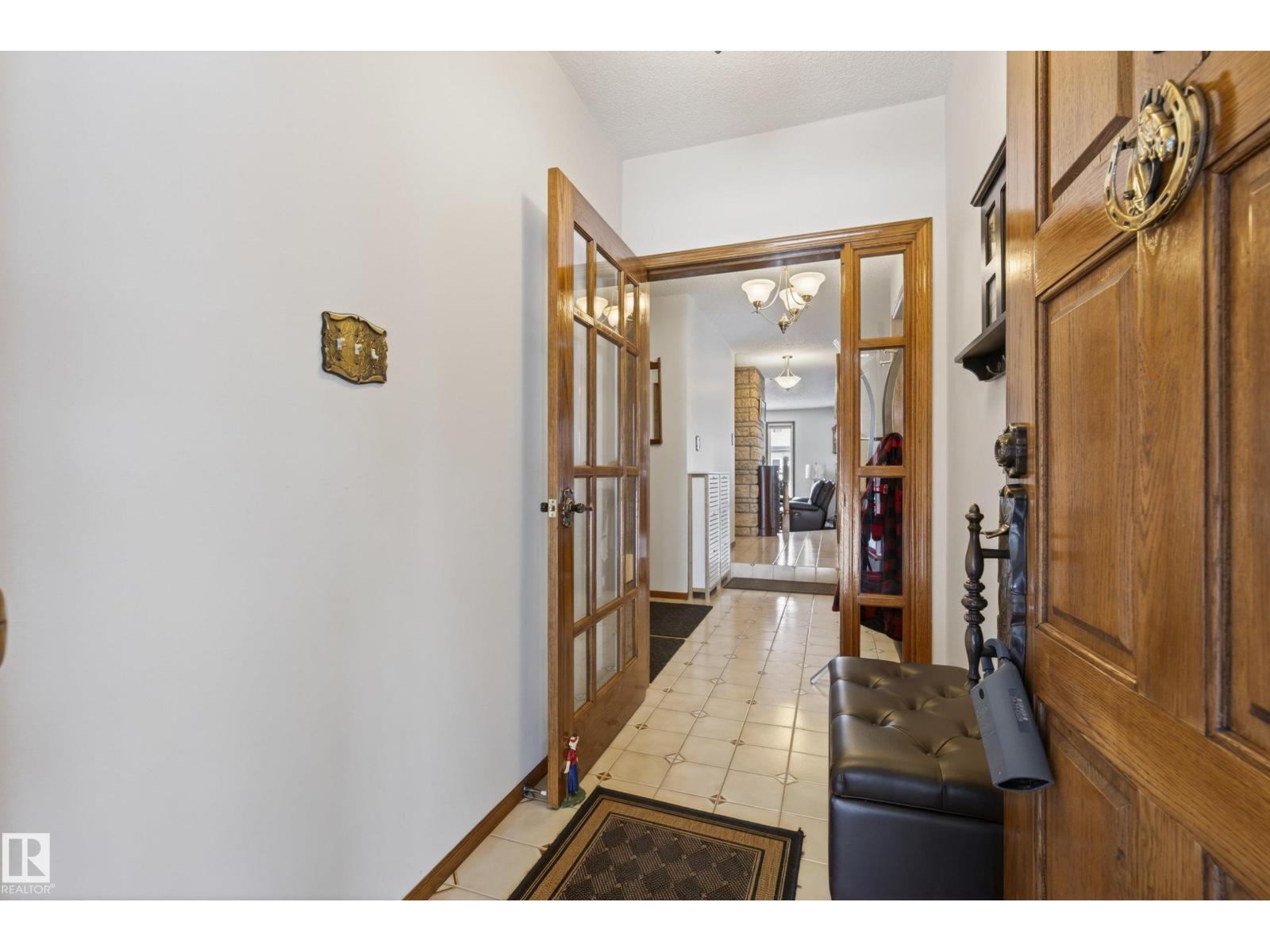 9912 162 AV NW, Edmonton