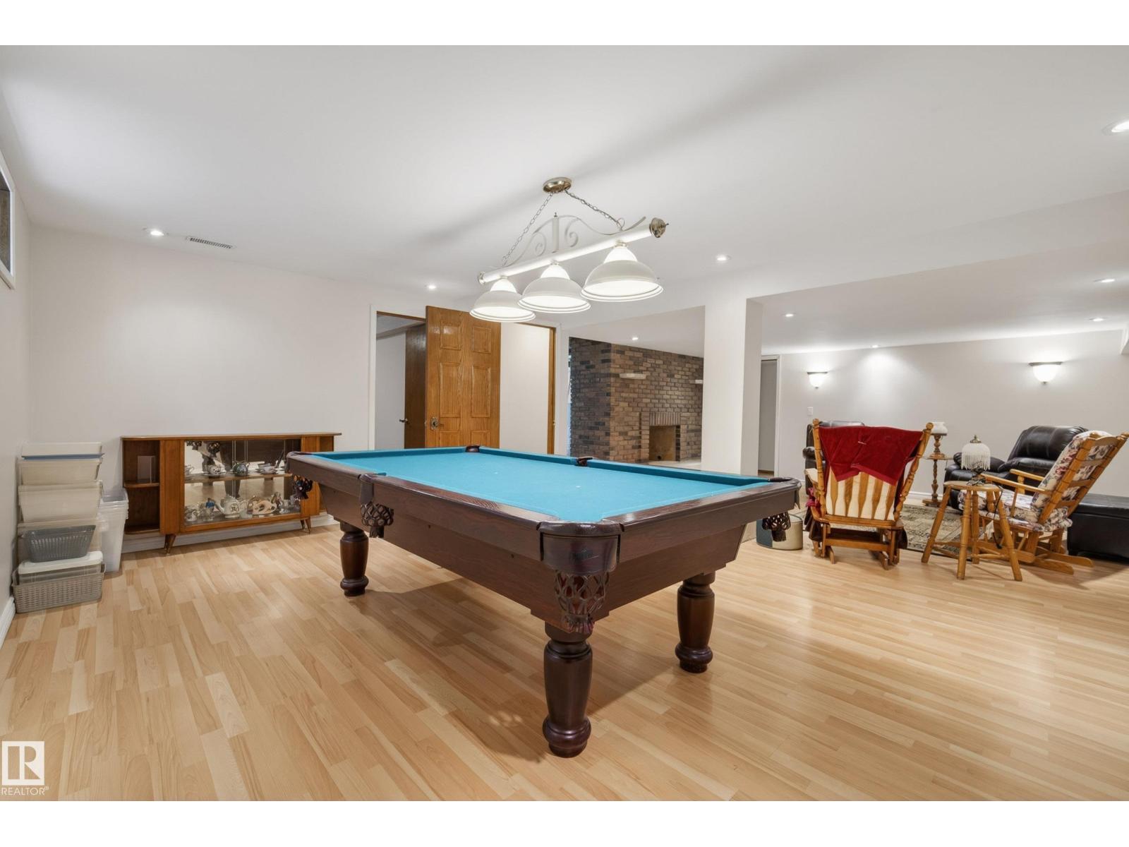 9912 162 AV NW, Edmonton