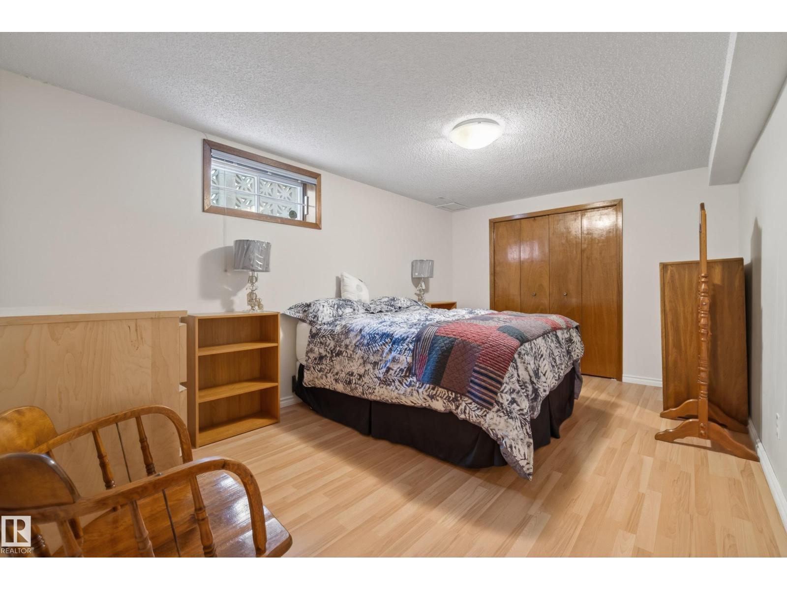 9912 162 AV NW, Edmonton