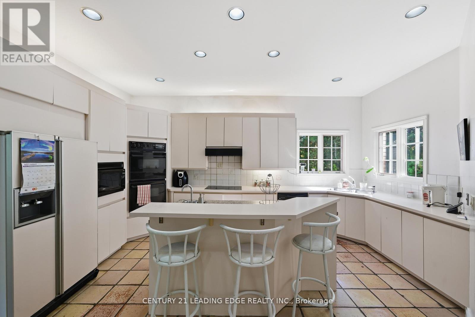 8 BUNHILL COURT - 15