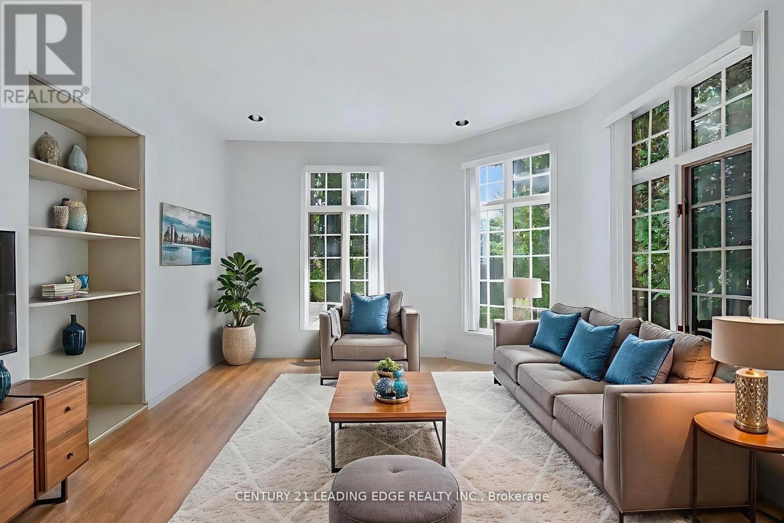 8 BUNHILL COURT - 18