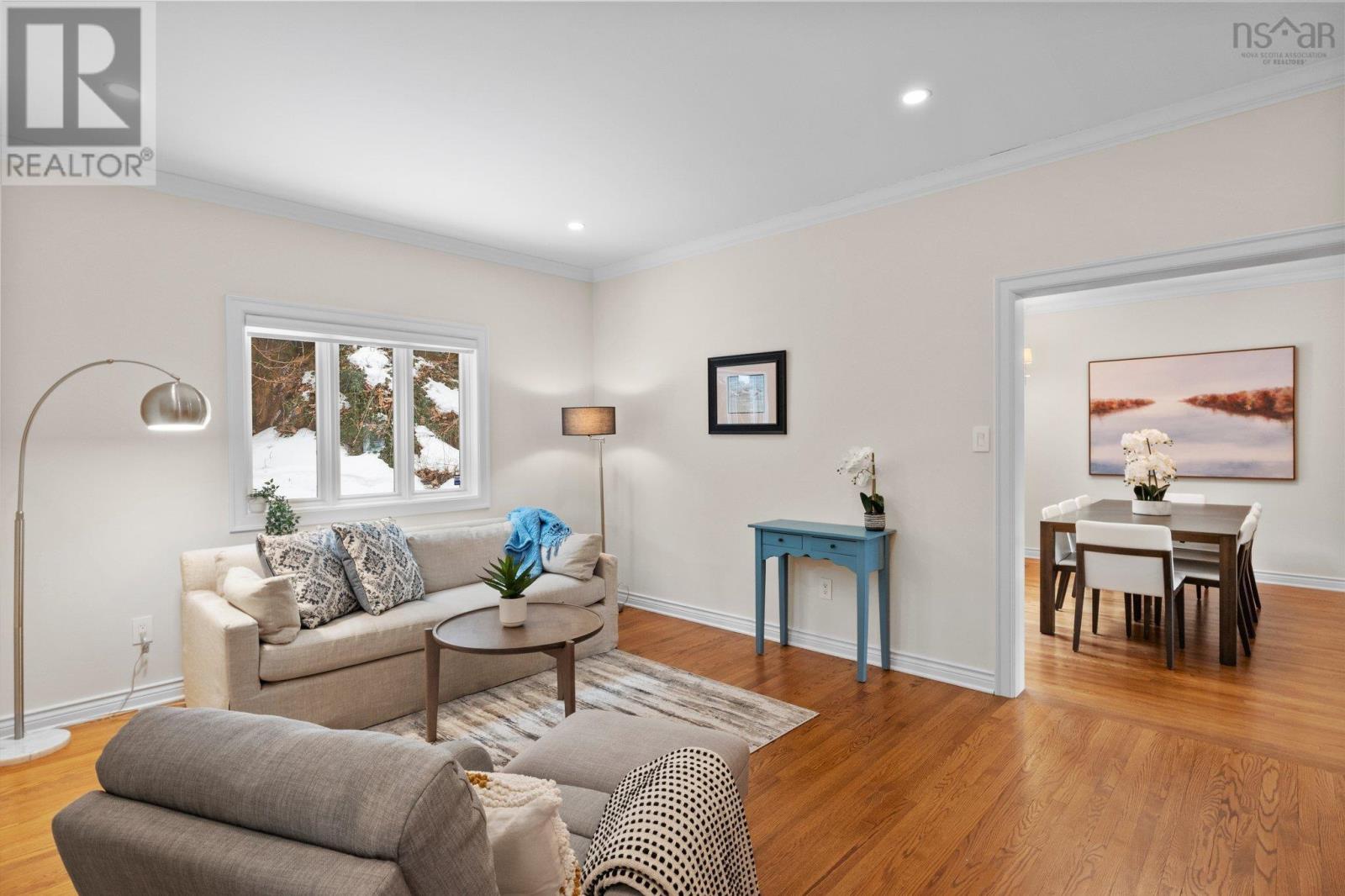 Property 24 of 50 of 6634 South Street