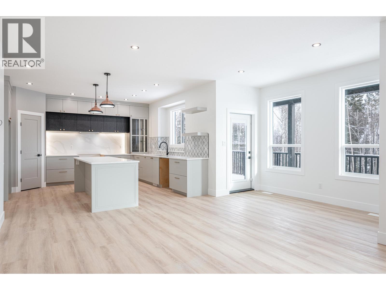 3930 ESTABROOK COURT - 7