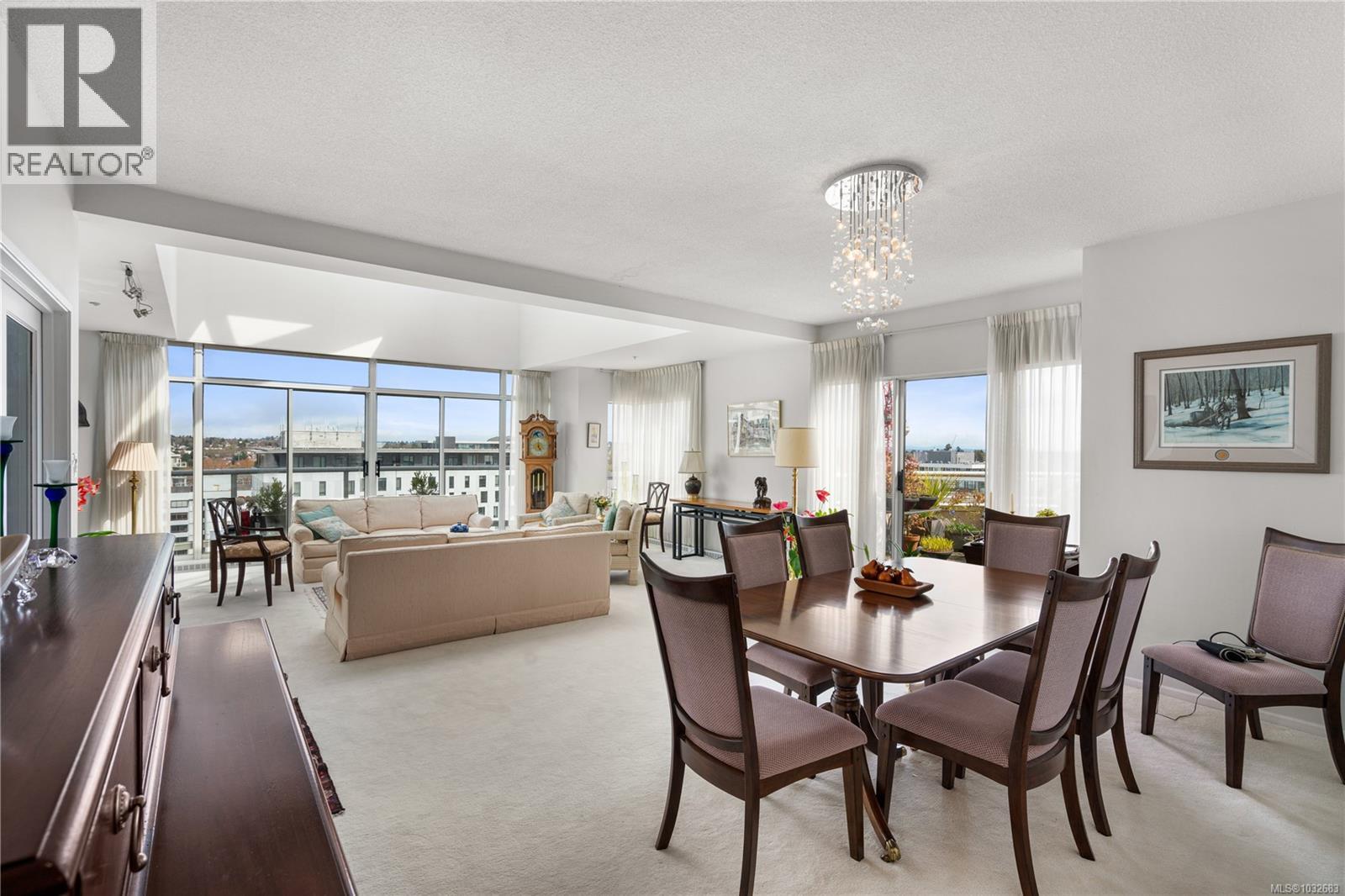 #1703 1020 View St - 4