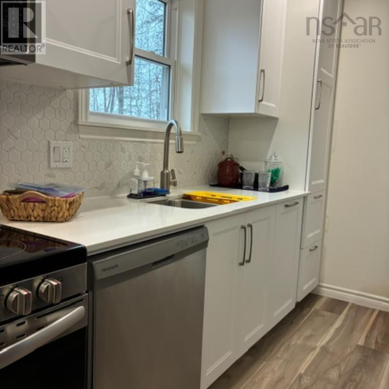 Property 10 of 23 of 380 Hall Road