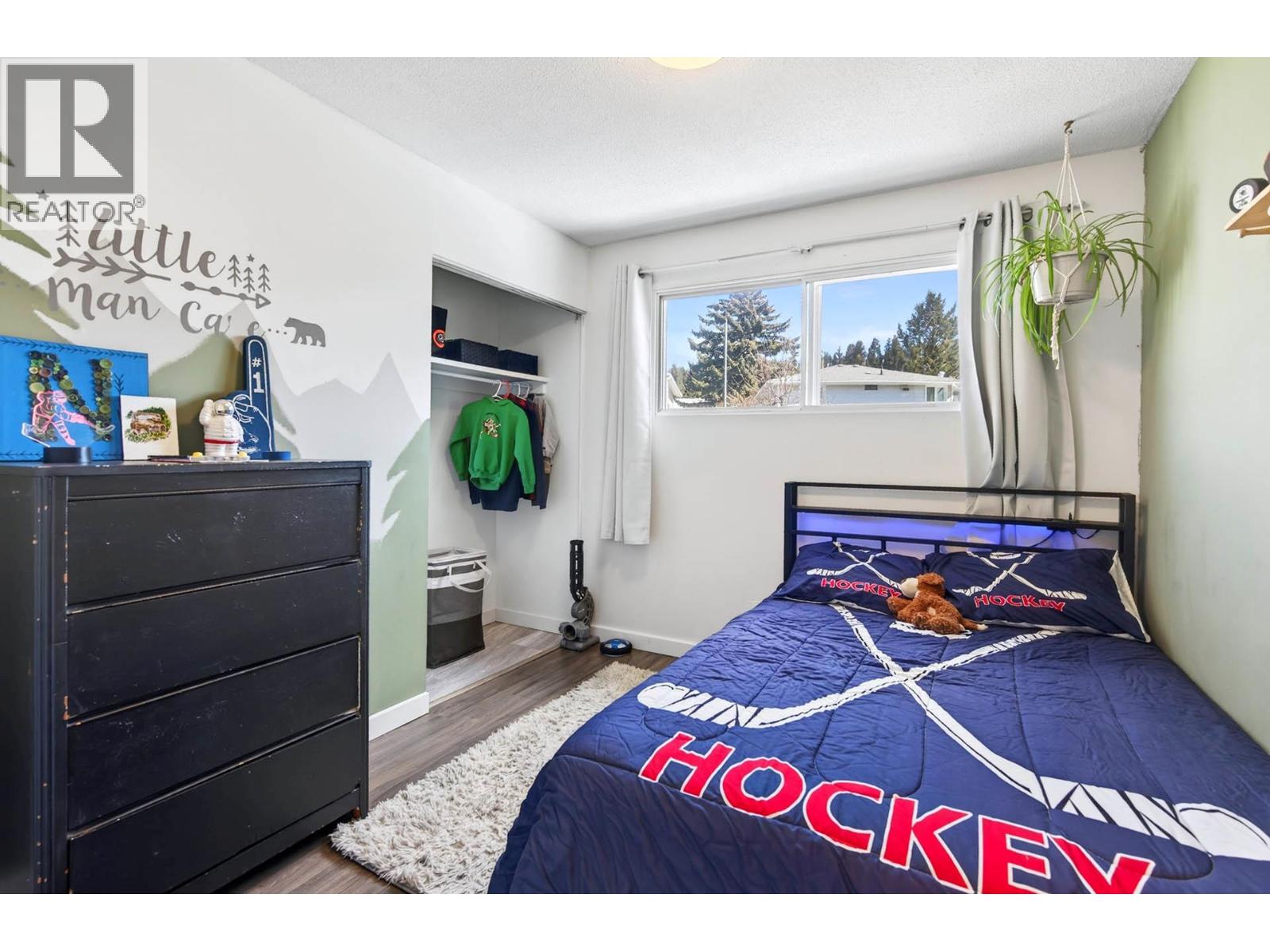 15 Galena Avenue - 16