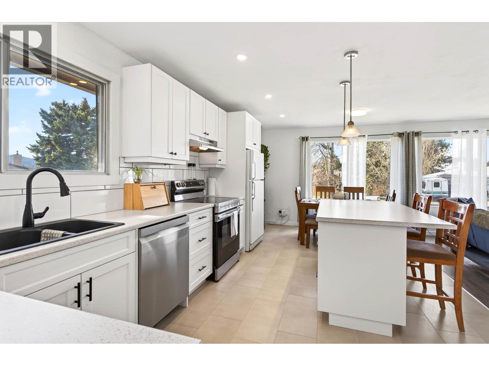 15 Galena Avenue - 8