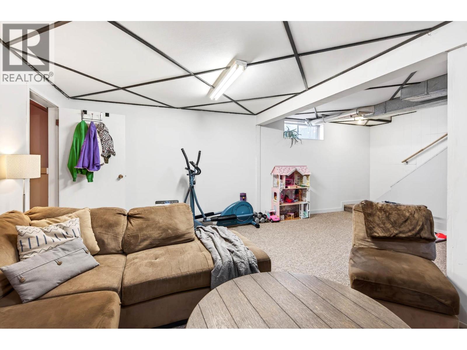 15 Galena Avenue - 24