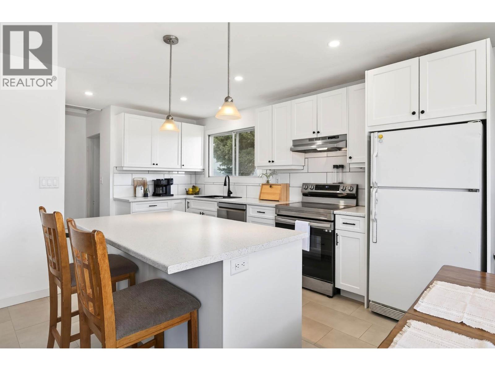 15 Galena Avenue - 9