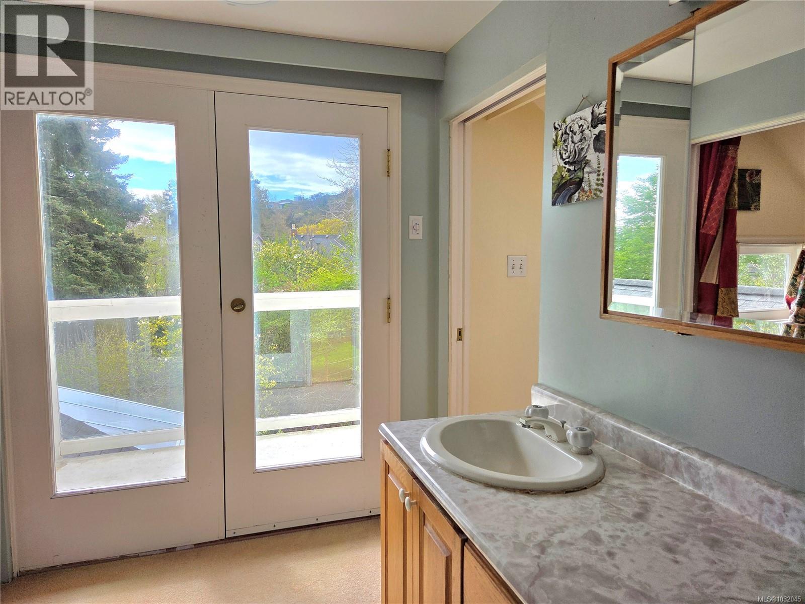 2125 HALL Rd, Oak Bay