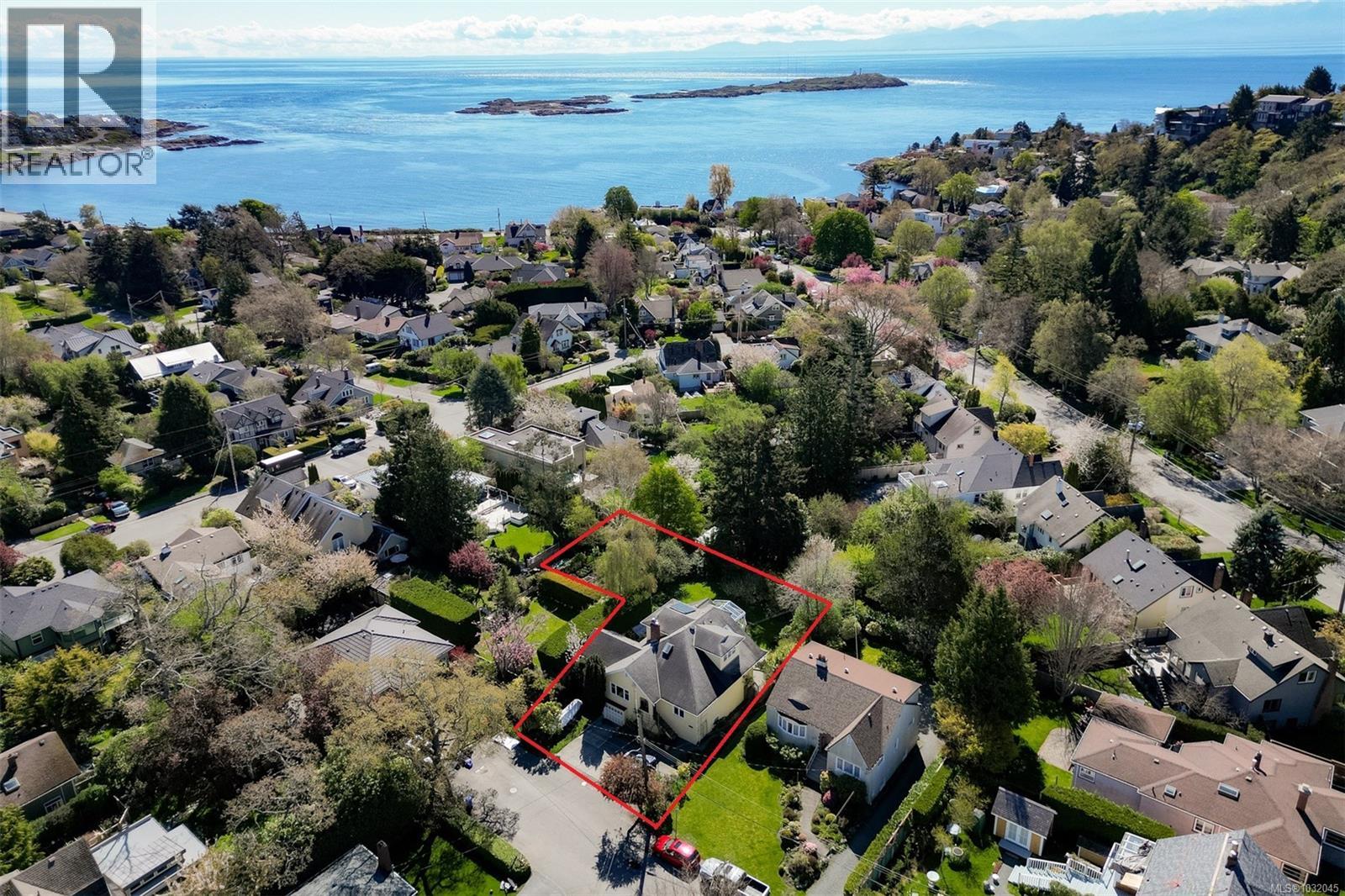 2125 HALL Rd, Oak Bay